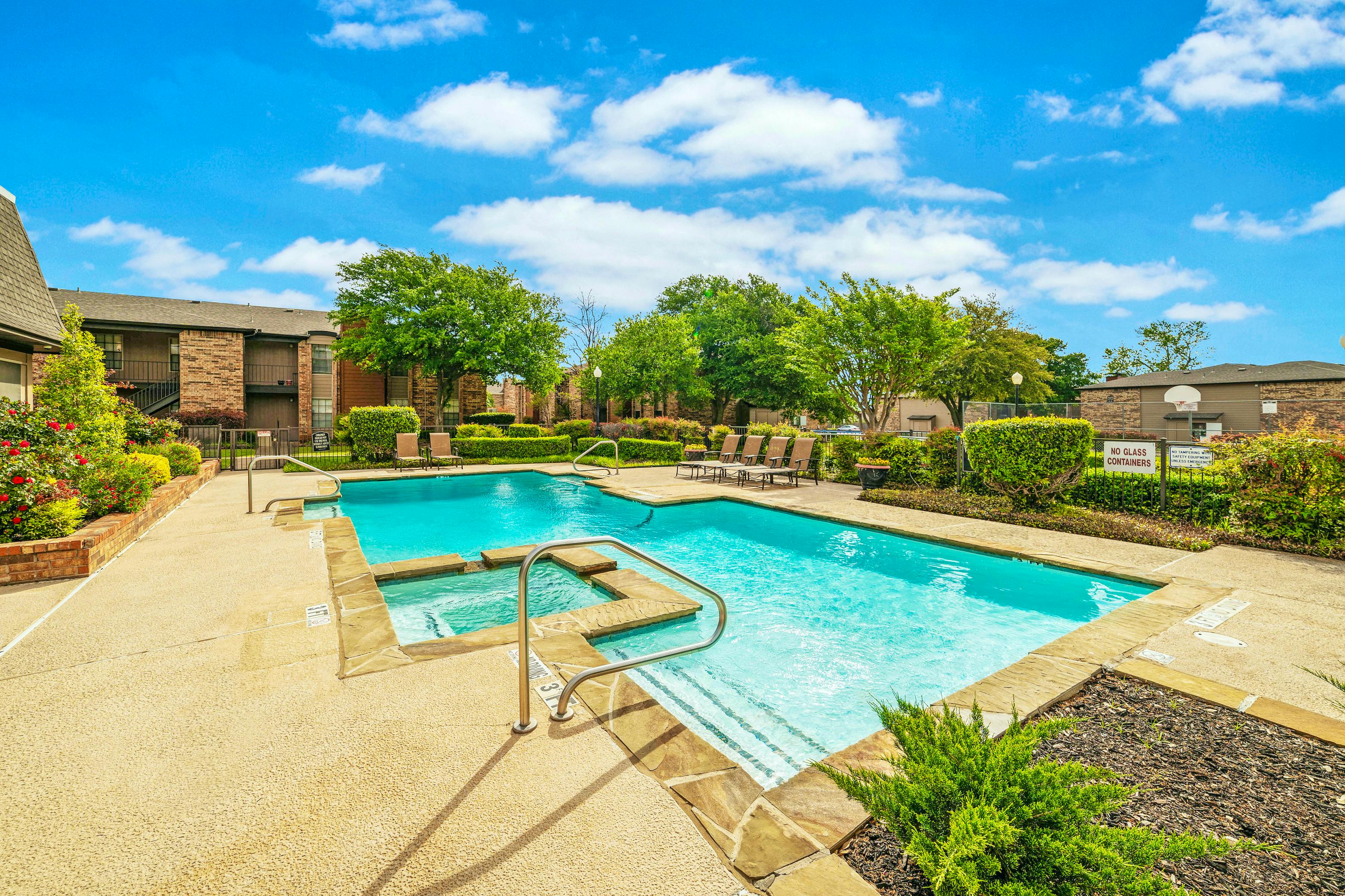 The Savoy Fort Worth, TX Apartments